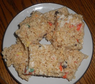 Fall Rice Krispies Treats Recipe is a great recipe for kids!