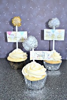 Fun and delicious Champagne Cupcakes are perfect for holidays!