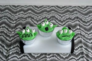 Fun and Easy Alien Cupcakes