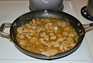 Chicken and Mushrooms in Wine Sauce