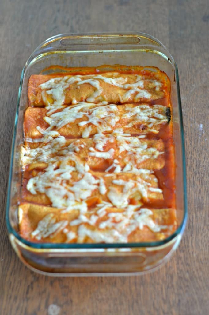 Baked Spinach Enchiladas | Hezzi-D's Books and Cooks