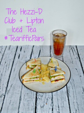 The Hezzi-D Club and Lipton Iced Tea are the perfect summer pairing.