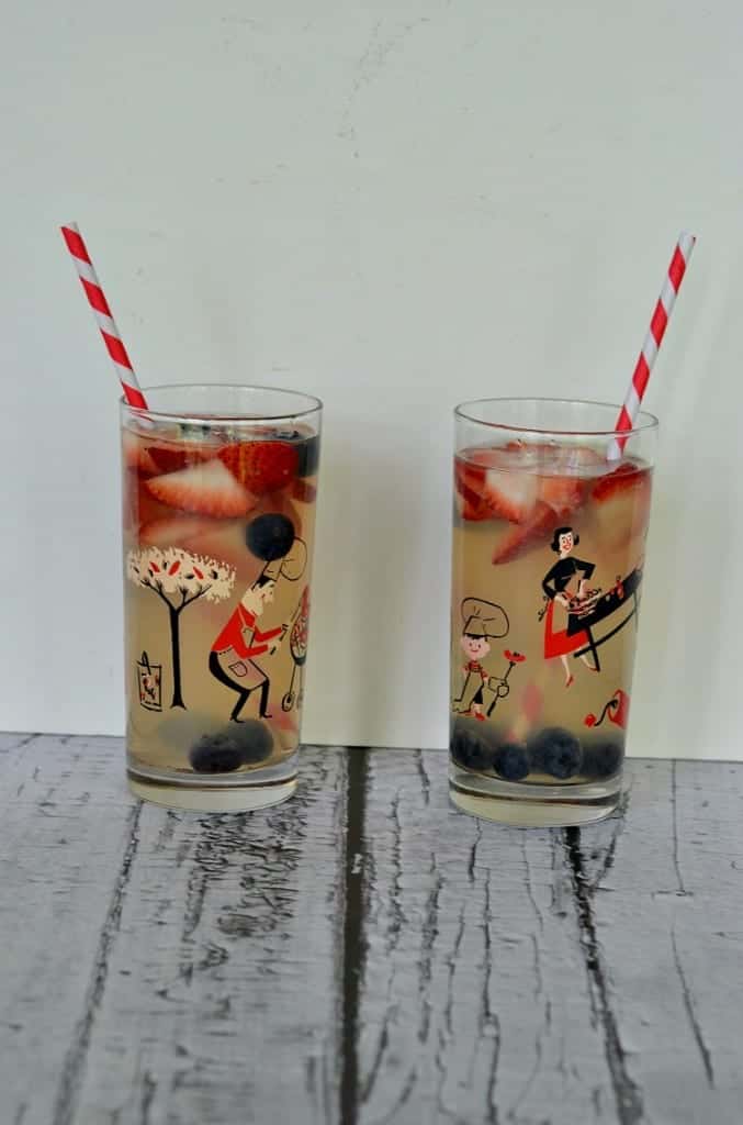 Red, White, and Blue Sangria | Hezzi-D's Books and Cooks