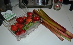 Strawberry Rhubarb Crumble Bars | Hezzi-D's Books and Cooks