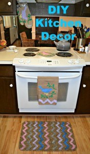 DIY Kitchen Decor! I made a rug, kitchen towel, 2 pot holders, and an oven mitt in under 2 hours with Tulip For Your Home products
