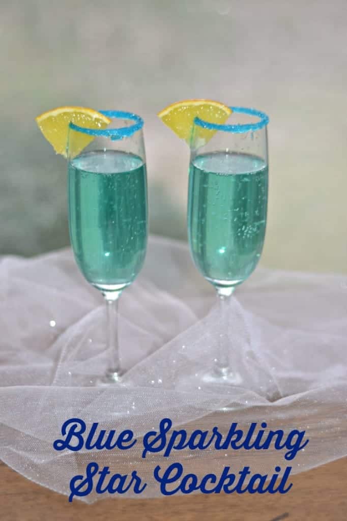 Blue Sparkling Star Cocktail is fun and delicious!