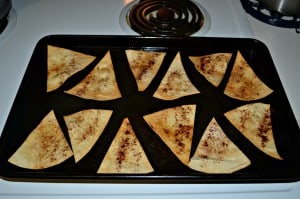 Make your own Cinnamon and Sugar Pita chips with just 3 ingredients!