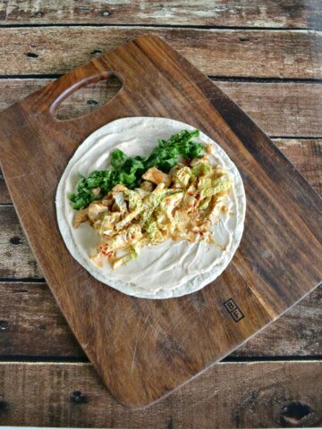 Tasty Asian Chicken Wraps with a Soy Yogurt Sauce