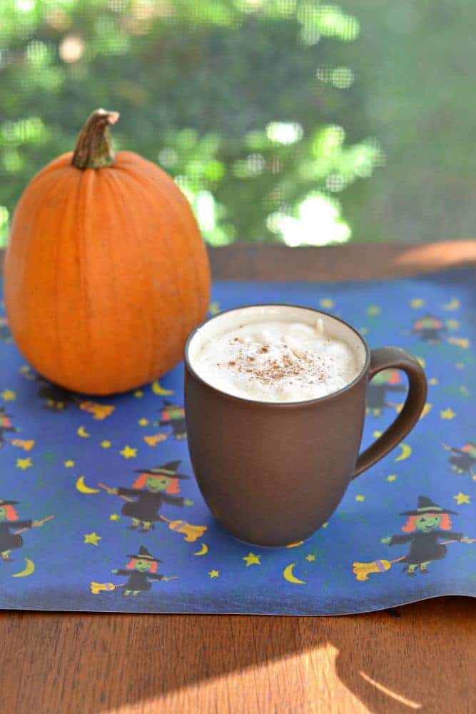 Drunken Pumpkin Spice Lattes have all your favorite flavors with a little added fun.