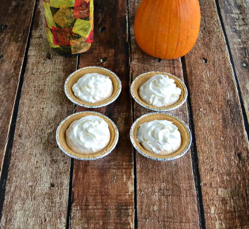 Easy Mini Pumpkin Pies!
