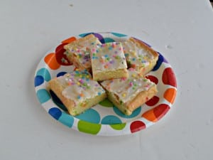 These Funfetti Cookie Bars are great for birthdays or parties