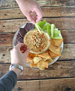 Everyone want to dip into hummus with Ginger and Walnuts