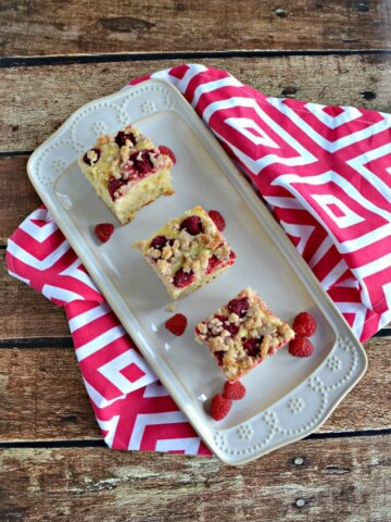 Take your coffee cake up a notch with raspberries, cream cheese filling, and a crumble topping