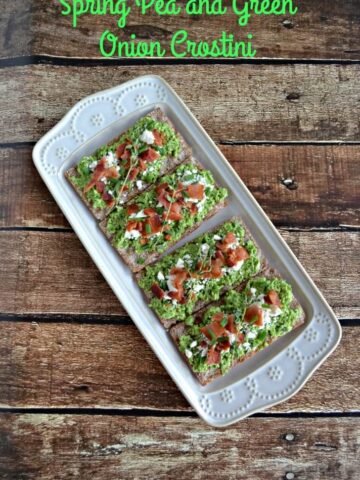 Spring is here and these Spring pea and Green Onion Crostini are perfect for parties!