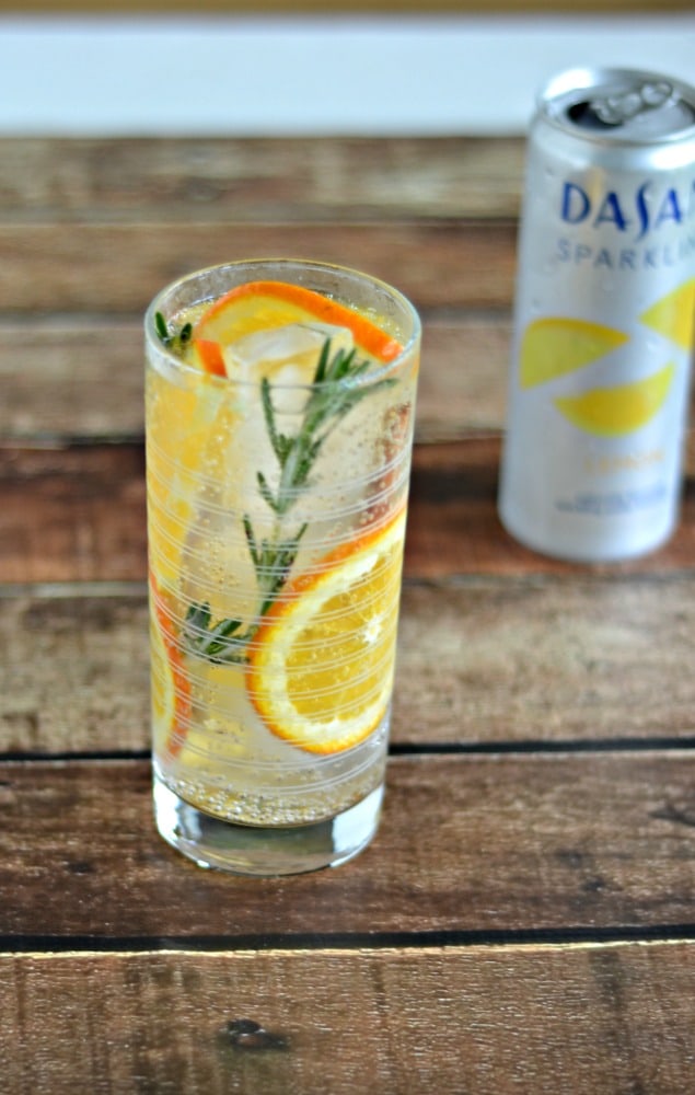Sip on this refreshing Citrus Rosemary Spice Infused water with oranges, rosemary, and cinnamon in DASANI® Sparkling water