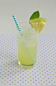Love this delicious and refreshing Honeydew Agua Fresca with mint and pineapple