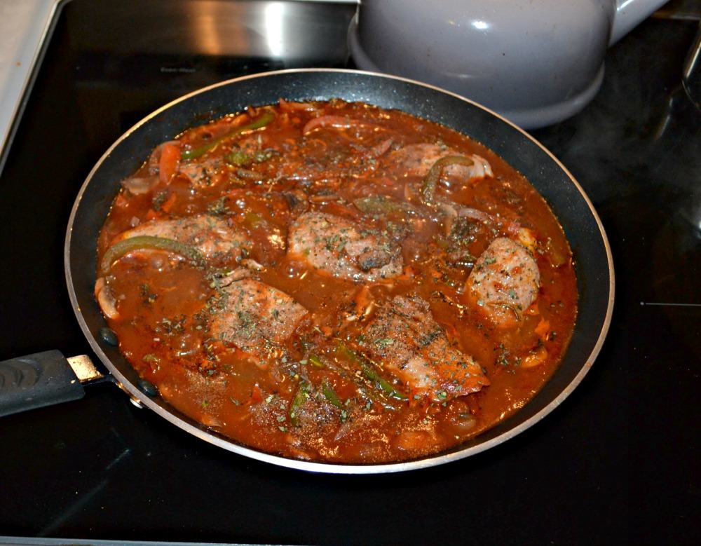 Try this easy Skillet Chicken Cacciatore!