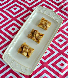 Love this Apple Crisp Shortbread Cookie Bar dessert! It's the perfect mash-up!