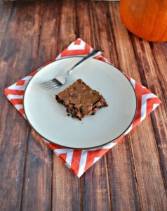 Take that leftover Halloween candy and make these Fudgy Candy Brownies!