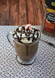 Love cofffe shop drinks? Make your own Peppermint Mocha Latte in home in just 5 minutes!