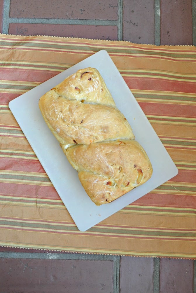 Love this flavorful Caramelized Onion Cheddar Cheese Bread for dinner!