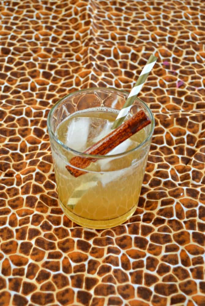 Don't want your kids drinking artificial colors or flavors? Make your own simple and delicious Gingerale at home!