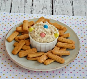 Looking for an easy Easter dessert? Try this 5 Minute Easter Malted Milk Dip served with graham crackers!