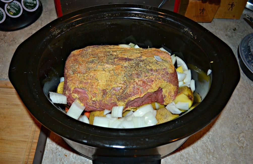 Love the bold flavors in this easy to make Slow Cooker Pot Roast