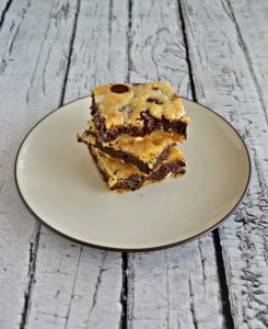Who can resist these delicious Fudge Filled Chocolate Chip Cookie Bars?!