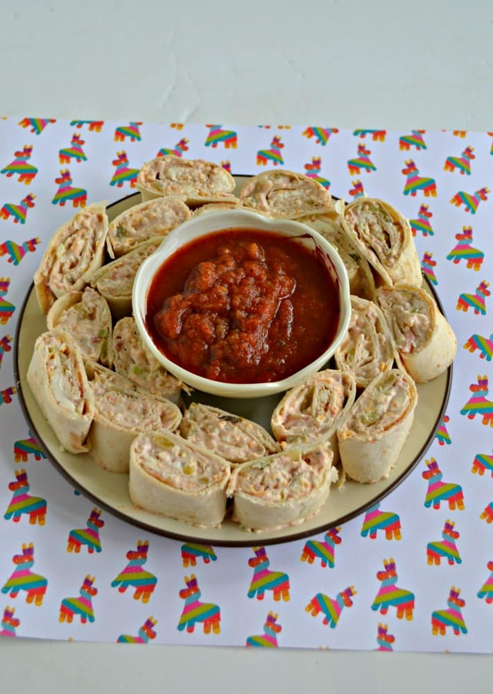 Looking for an easy appetizer? Try these delicious Fiesta Pinwheels!