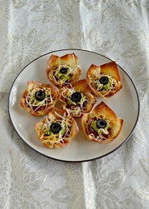 Looking for an after school snack? Check out my delicious Hummus Taco Cups!