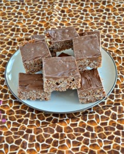 Love the combination of chocolate, butterscotch, and Nutella in these No Bake Nutella Scotcheroos