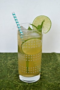 This Mojito Iced Tea is a refreshing and flavorful beverage perfect for summer!