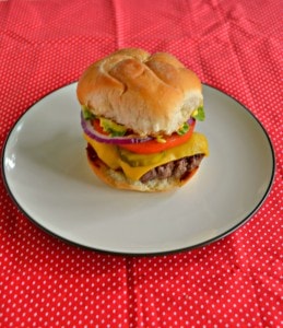 Looking for a great burger recipe? Try this delicious Copycat Smashburger recipe!