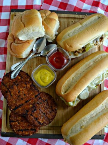 Looking for a delicious vegetarian meal? Try these tasty Vegetarian Pulled Pork Cuban Sandwiches