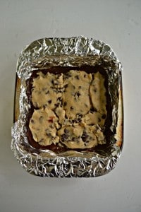 Looking for a delicious sweet? Try this Chocolate Chip Cookie Dough Stuff Candy Bar!