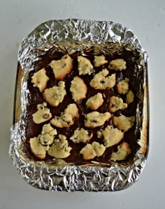Looking for a delicious sweet? Try this Chocolate Chip Cookie Dough Stuff Candy Bar!