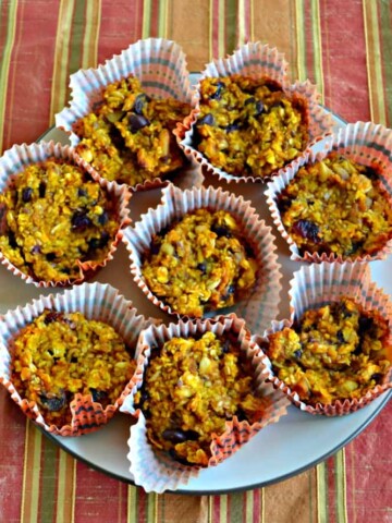 Looking for a tasty fall breakfast that's healthy and filling? Check out my delicious Pumpkin Oatmeal Cups!