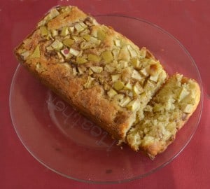 Love apple fritters? Try this tasty Apple Fritter Bread!