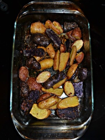 Easy Roasted Fingerling Potatoes is a delicious side dish!