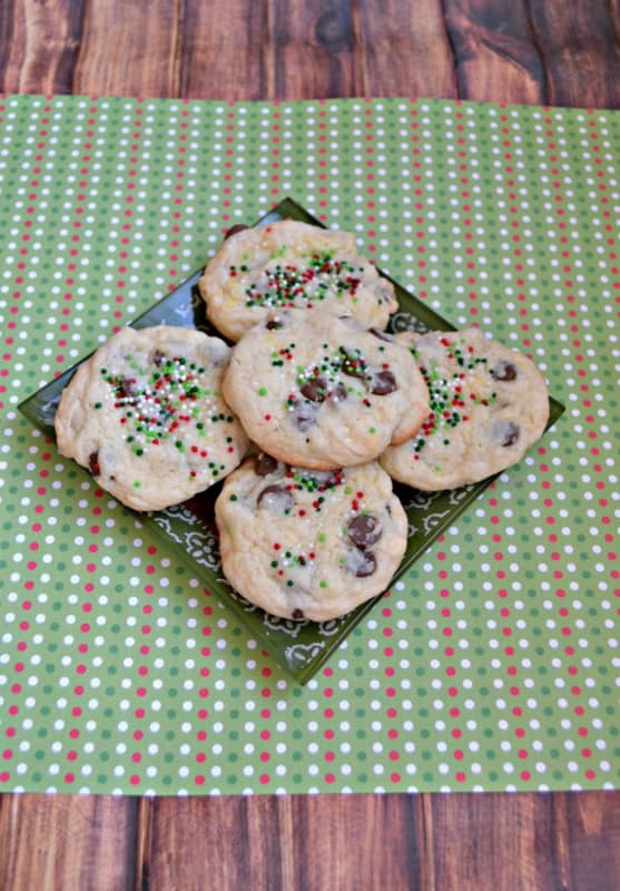 No time for baking? Give these Cake Mic Christmas Cookies a try!