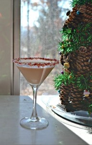 Having a holiday party? Make these fun Candy Cane Martinis!