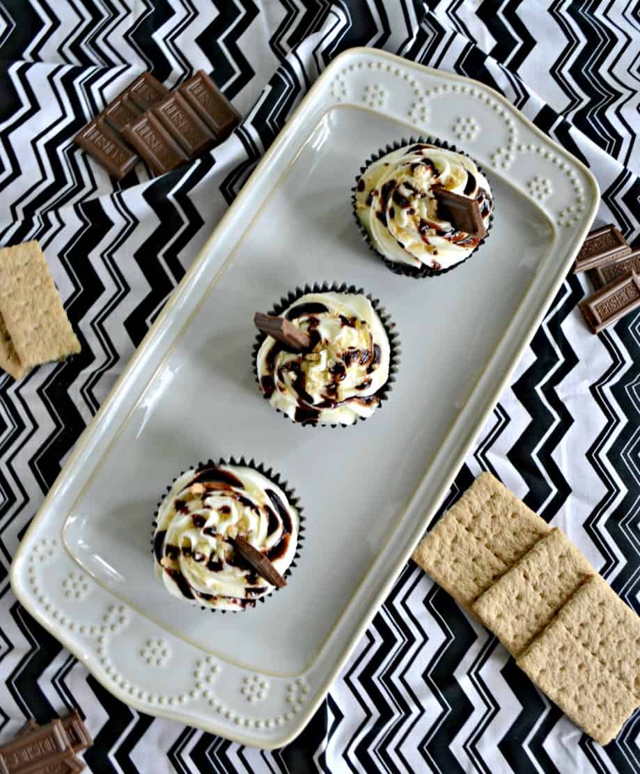 Kids and adults will love these S'mores Cupcakes!