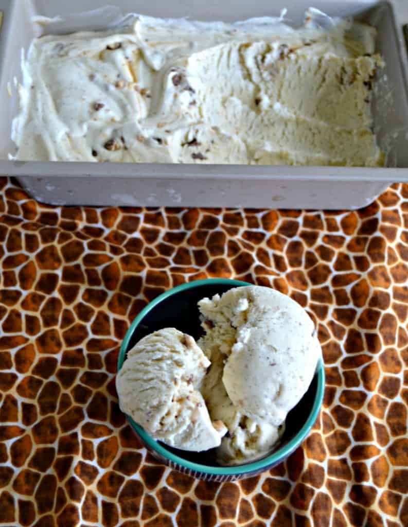 Is it hot outside and you want ice cream but don't have an ice cream maker? Make this awesome No Churn Coffee Caramel Crunch Ice Cream!