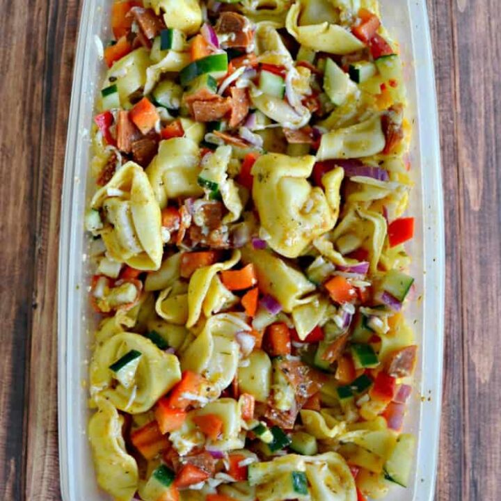Make this quick and flavorful Tortellini Pasta Salad!