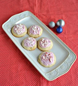 These awesome Peppermint Meltaway Cookies will melt in your mouth.