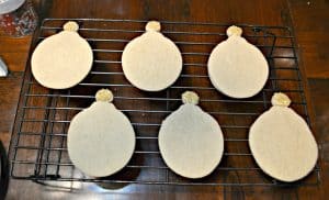 I love decorating these Cinnamon Spice Sugar Cookies