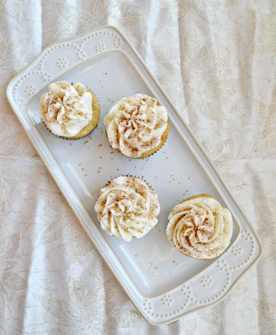 The holidays are here and you need to make these tasty Eggnog Cupcakes!