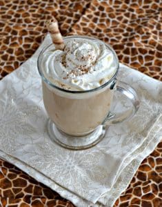 Looking for a new latte? Try this amazing Cinnamon Cookie Butter Latte!