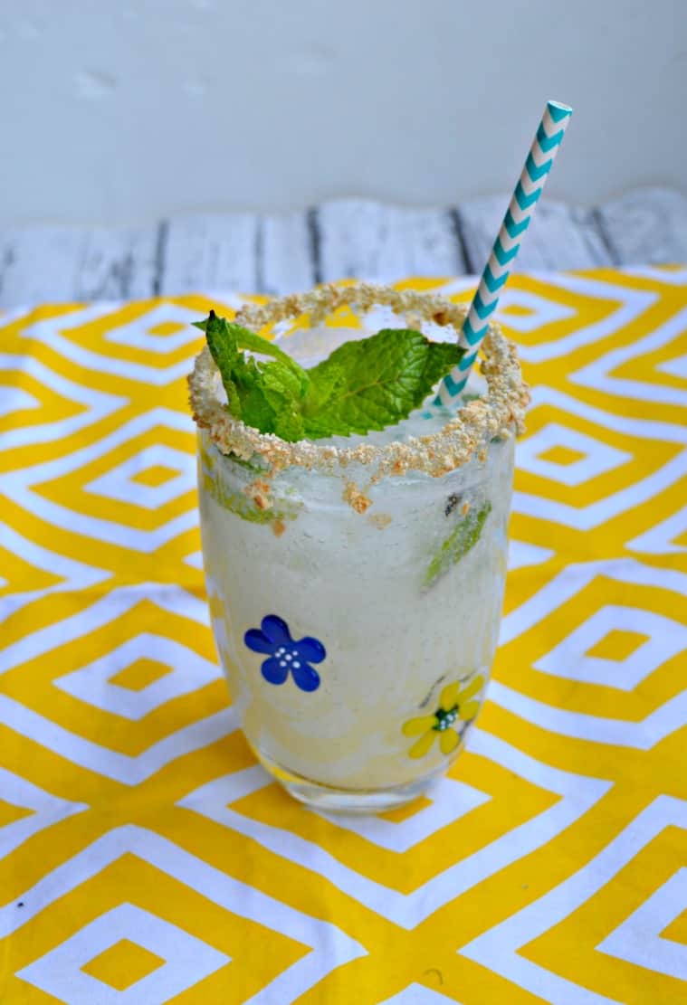 Sip on this refreshing Key Lime Pie Mojito all summer long!